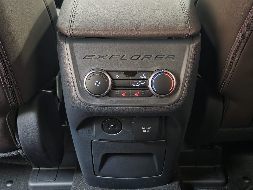 2026 Ford Explorer Platinum - Photo 22