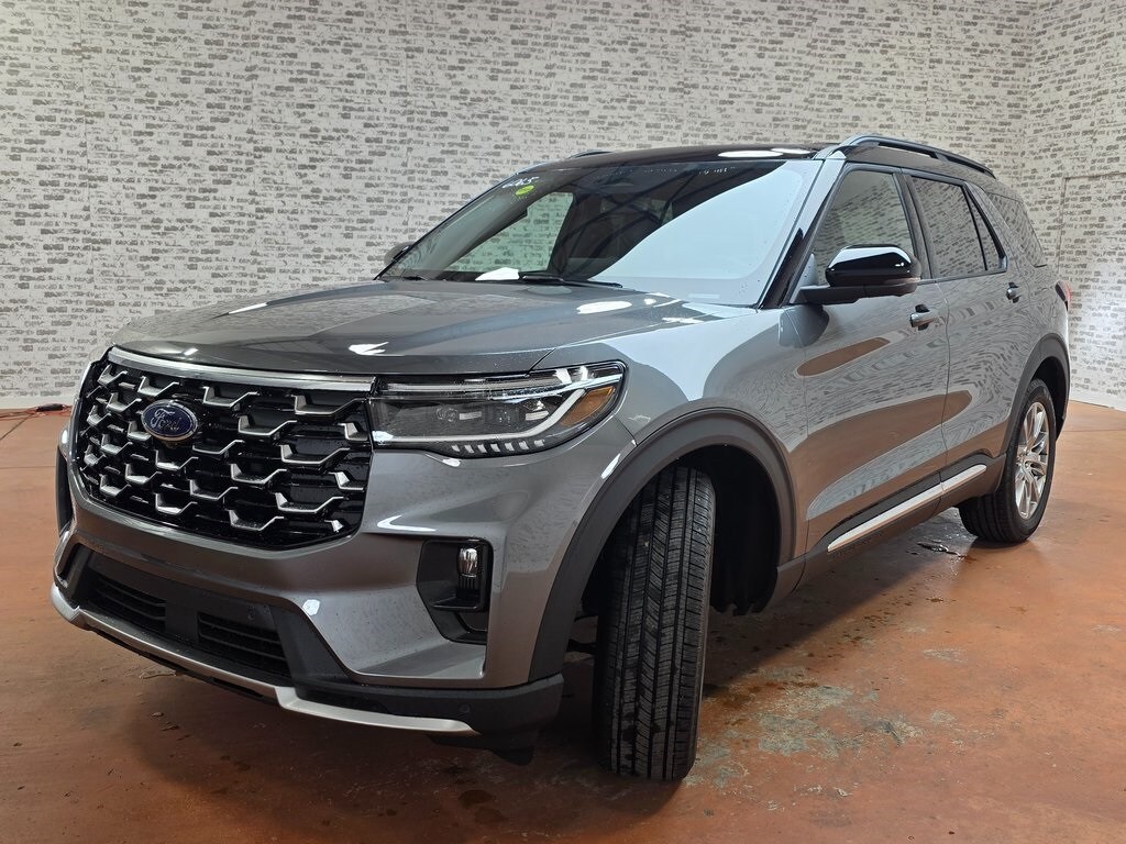 2026 Ford Explorer Platinum photo 3