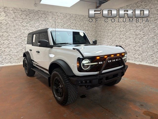 2024 Ford Bronco Wildtrak 4x4's photo