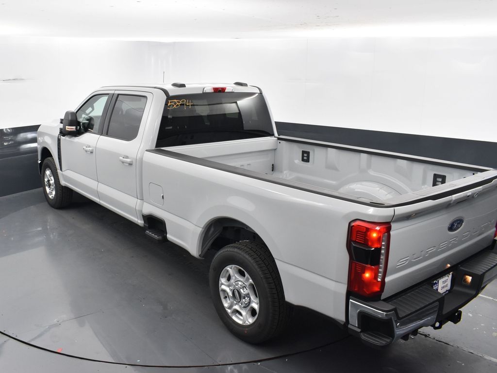 2026 Ford F-250 Super Duty XLT - Photo 25