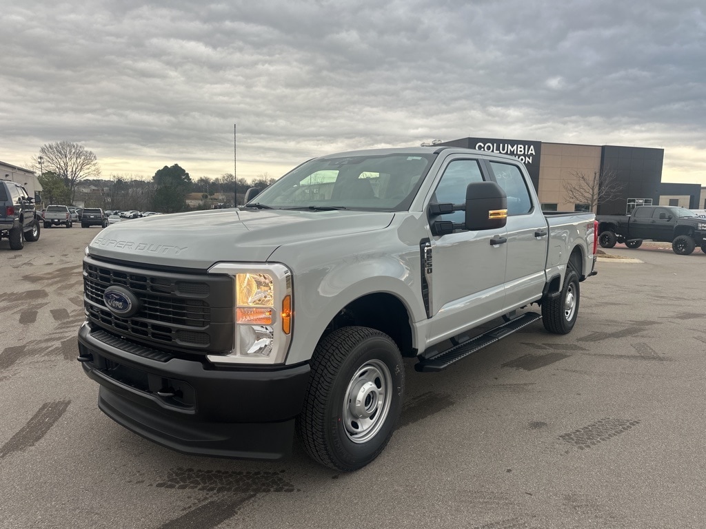 2026 Ford F-250 photo 2