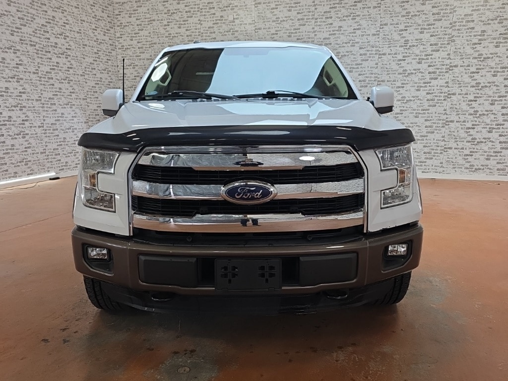 2016 Ford F-150 Lariat photo 2
