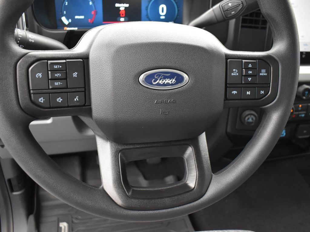 2026 Ford F-250 Super Duty XLT - Photo 14