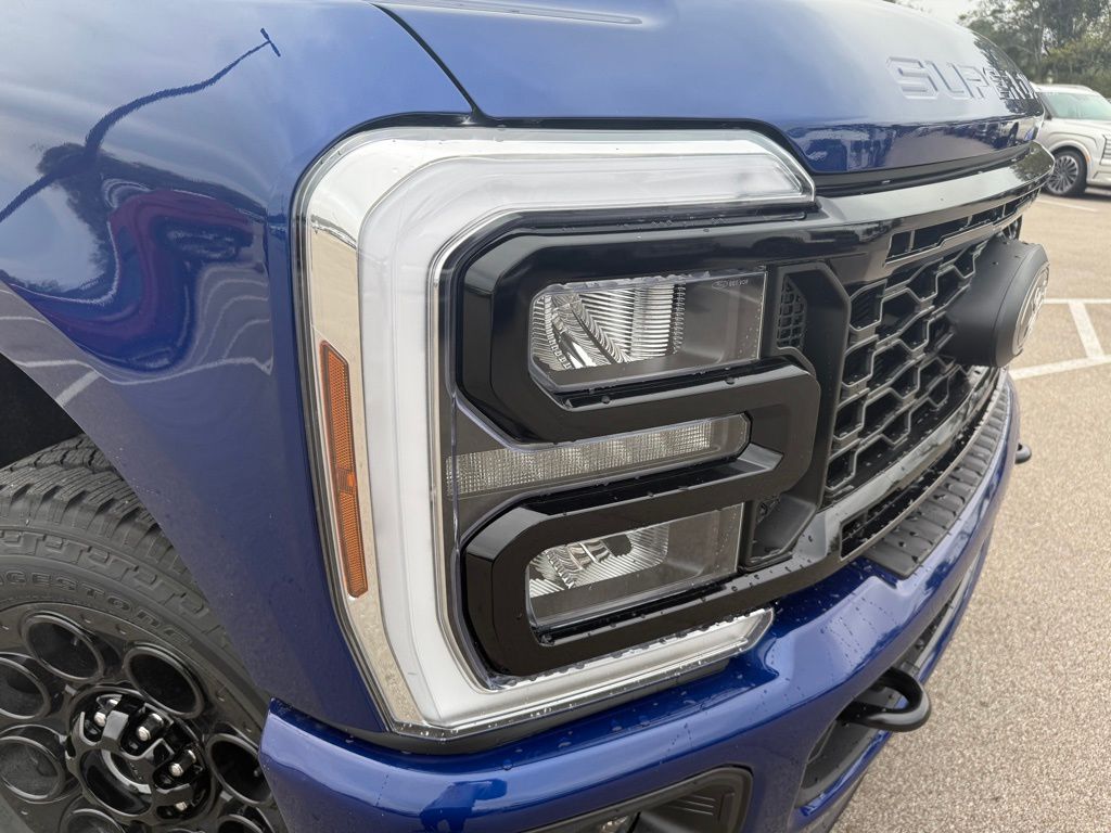 2026 Ford F-250 Super Duty Lariat - Photo 10