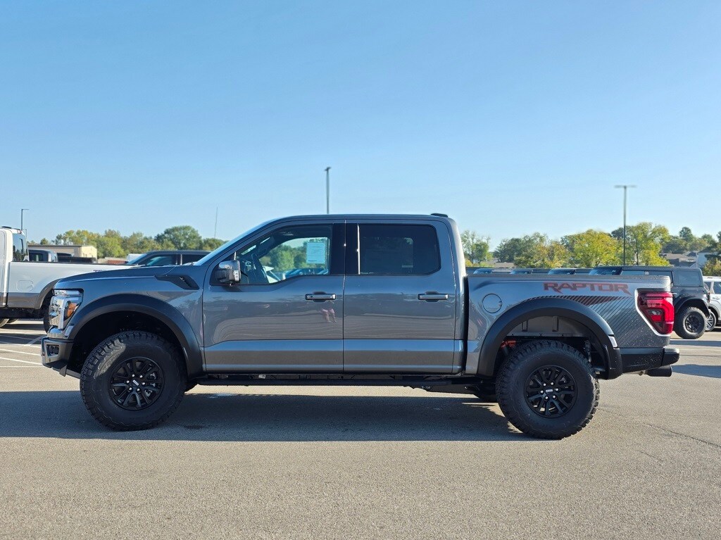 2025 Ford F-150 Raptor photo 4
