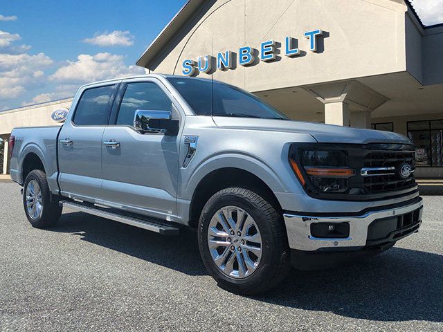 2025 Ford F-150 XLT's photo