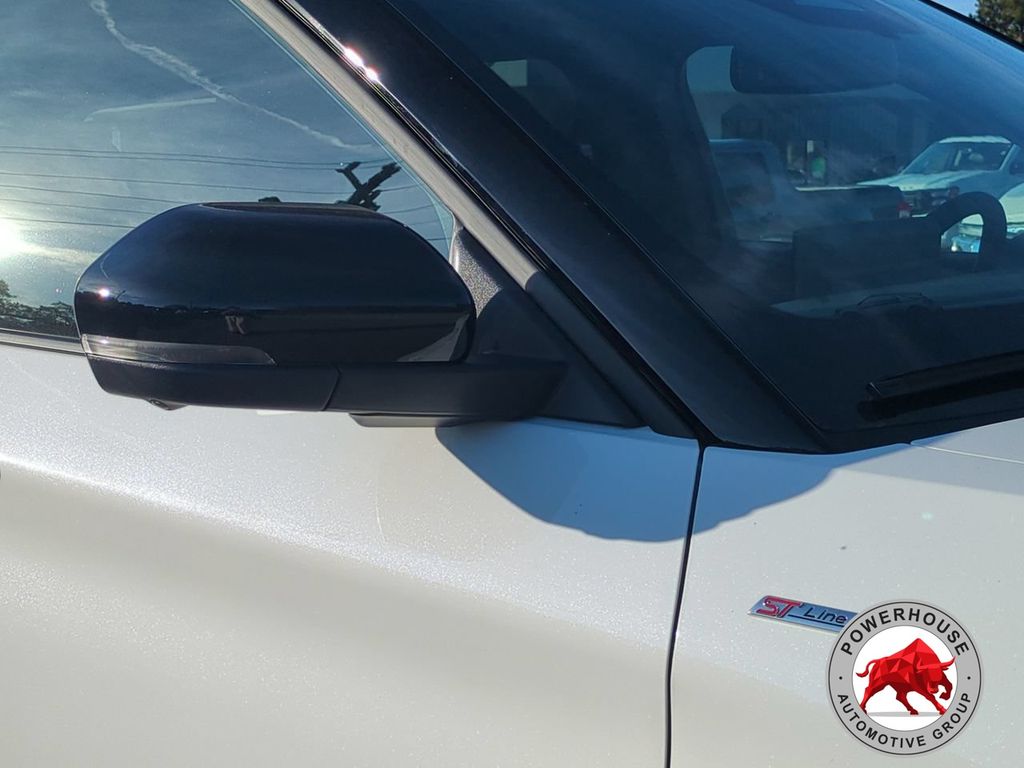 2026 Ford Explorer ST-Line - Photo 12