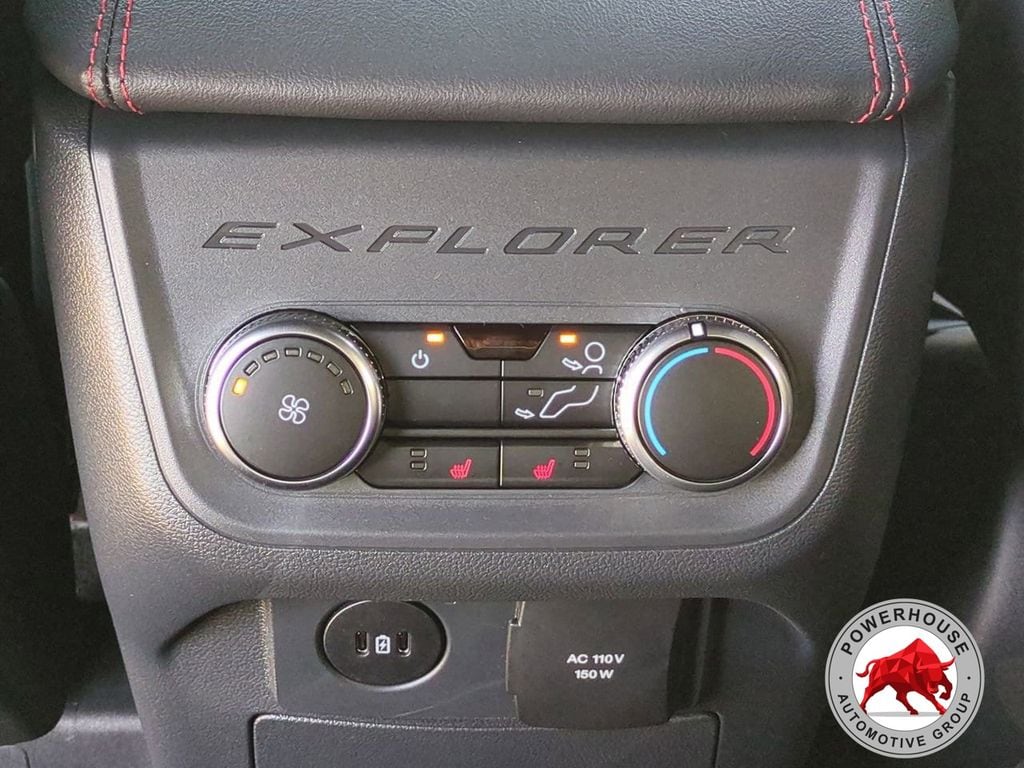 2026 Ford Explorer ST-Line - Photo 18