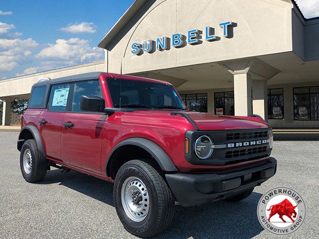 2025 Ford Bronco Base 4x4's photo