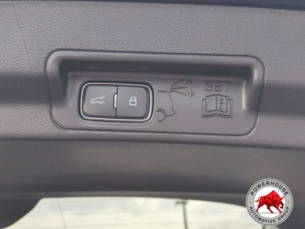 2026 Ford Explorer Active - Photo 14