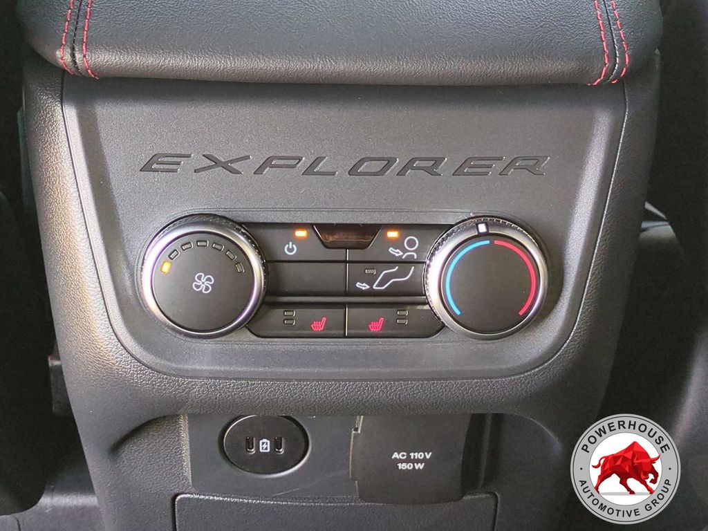 2026 Ford Explorer ST-Line - Photo 18