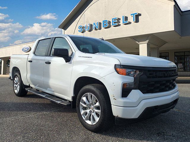 2025 Chevrolet Silverado 1500 Custom's photo