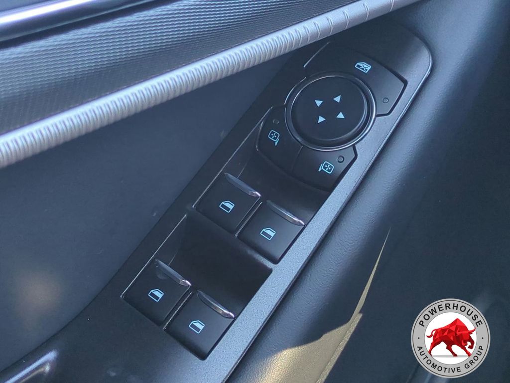 2026 Ford Explorer ST-Line - Photo 27
