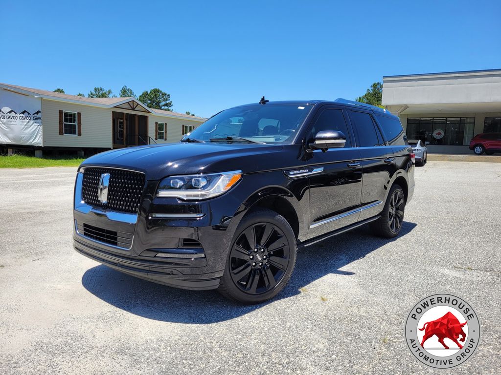 2022 Lincoln Navigator Reserve's photo