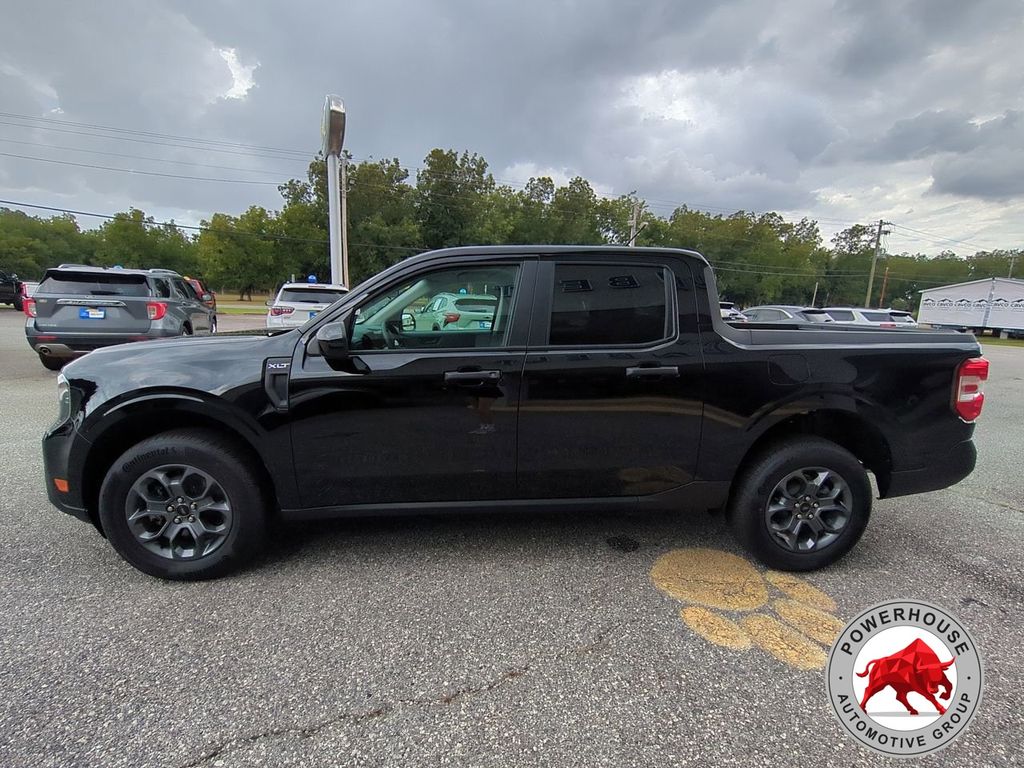 2025 Ford Maverick XLT - Photo 9