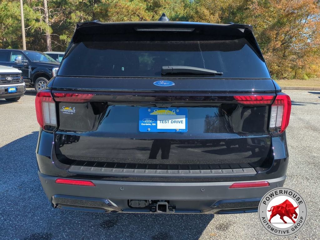 2026 Ford Explorer ST-Line - Photo 5