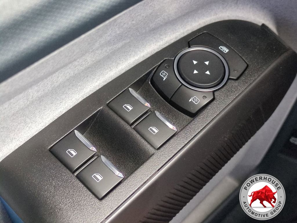 2025 Ford Maverick XLT - Photo 25