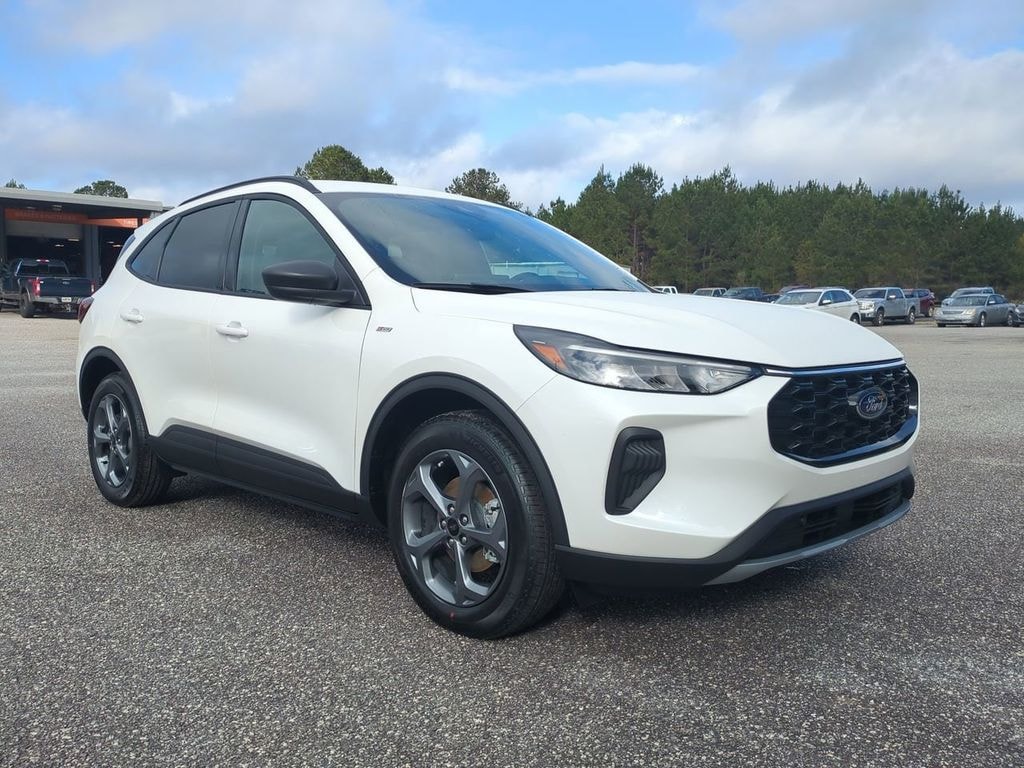 New 2025 Ford Escape Hybrid ST-Line SUV