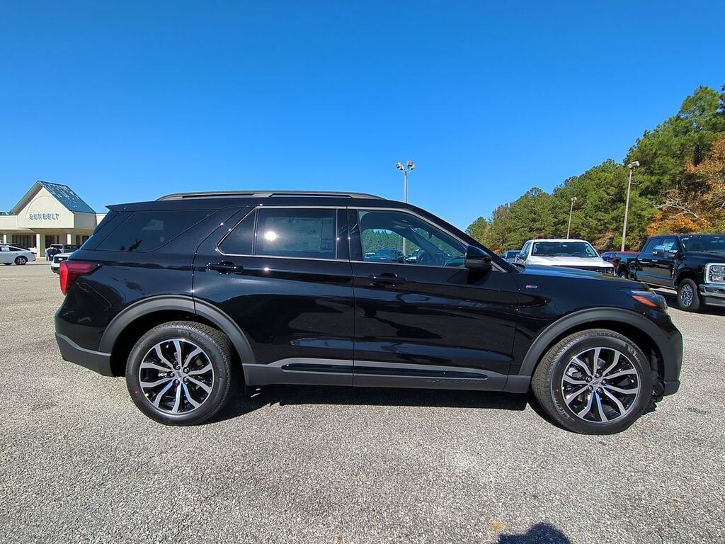 New 2026 Ford Explorer ST-Line SUV