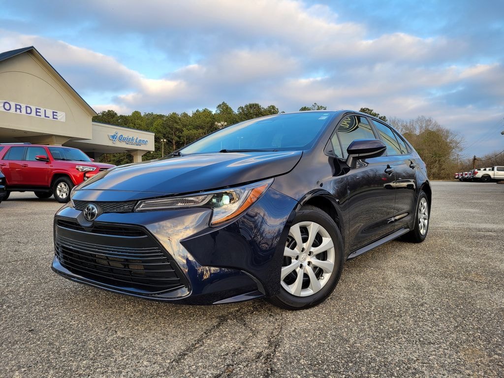 Used 2023 Toyota Corolla LE Sedan