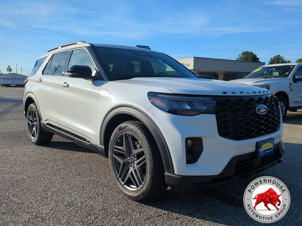 2026 Ford Explorer ST-Line - Photo 9