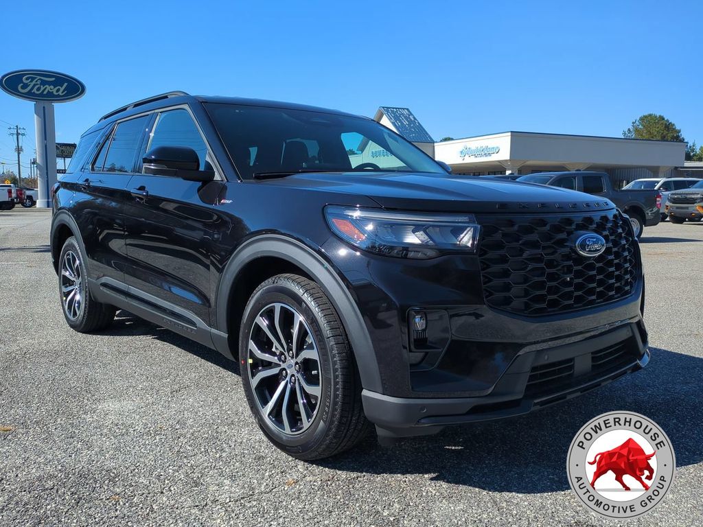2026 Ford Explorer ST-Line - Photo 9