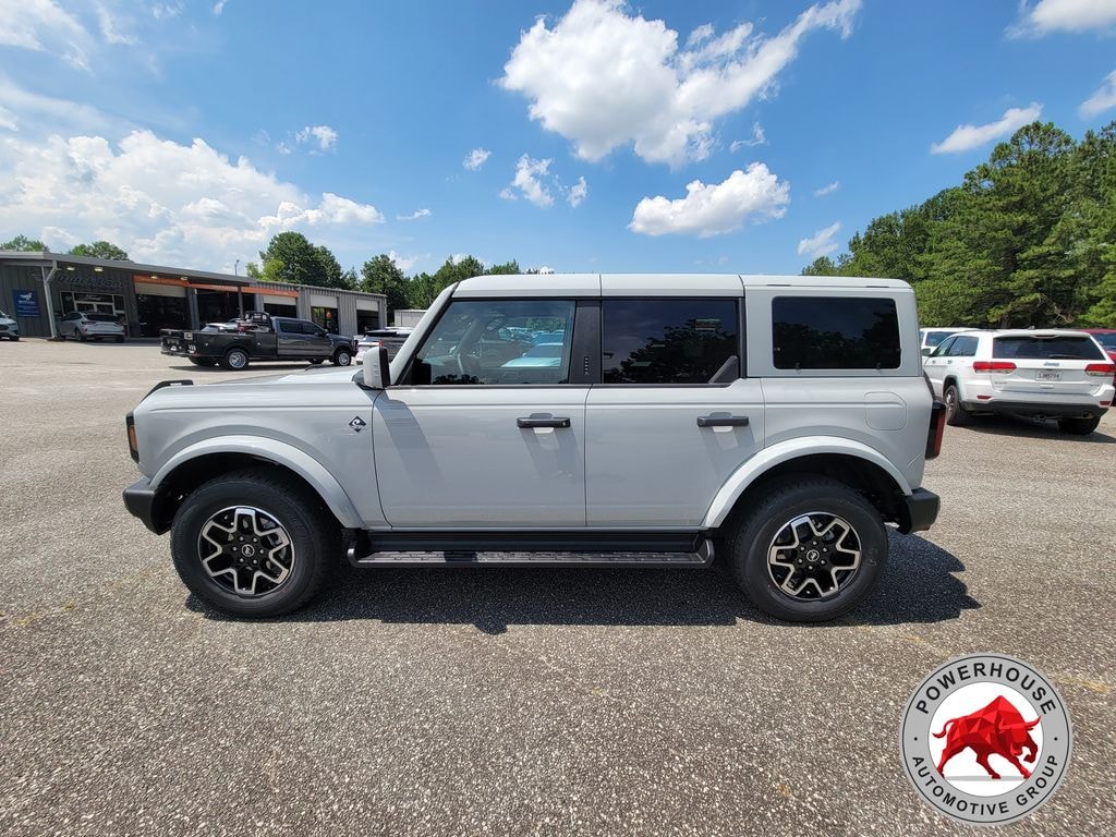 New 2026 Ford Bronco Outer Banks SUV