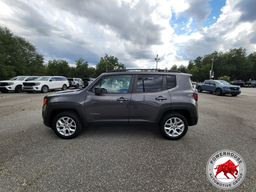 Used 2017 Jeep Renegade Latitude SUV