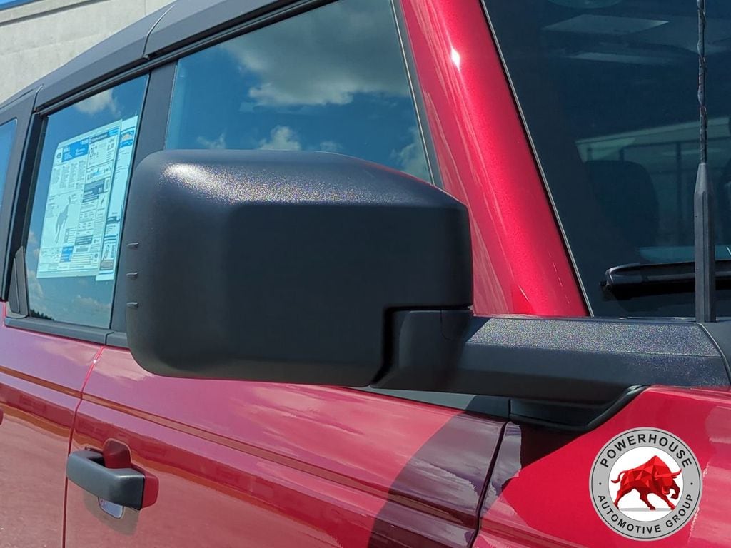 2025 Ford Bronco 4-Door Base - Photo 13