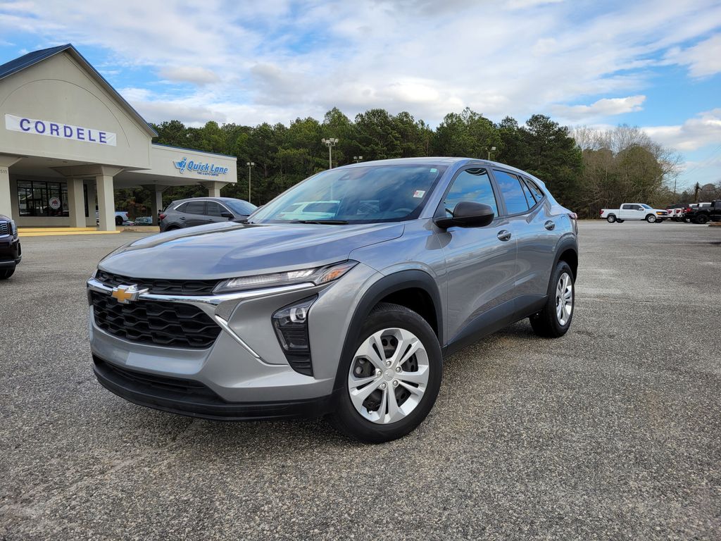 2024 Chevrolet Trax LS
