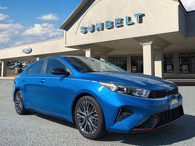 2023 Kia Forte GT-Line's photo