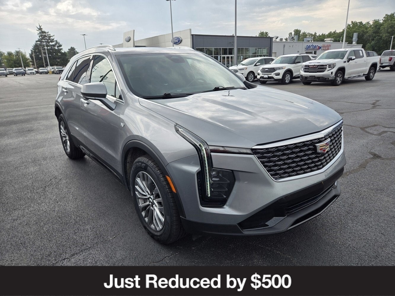 2025 Cadillac XT4 Premium Luxury