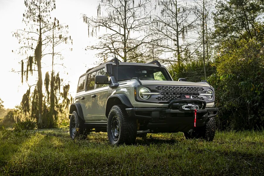 bronco_08.webp