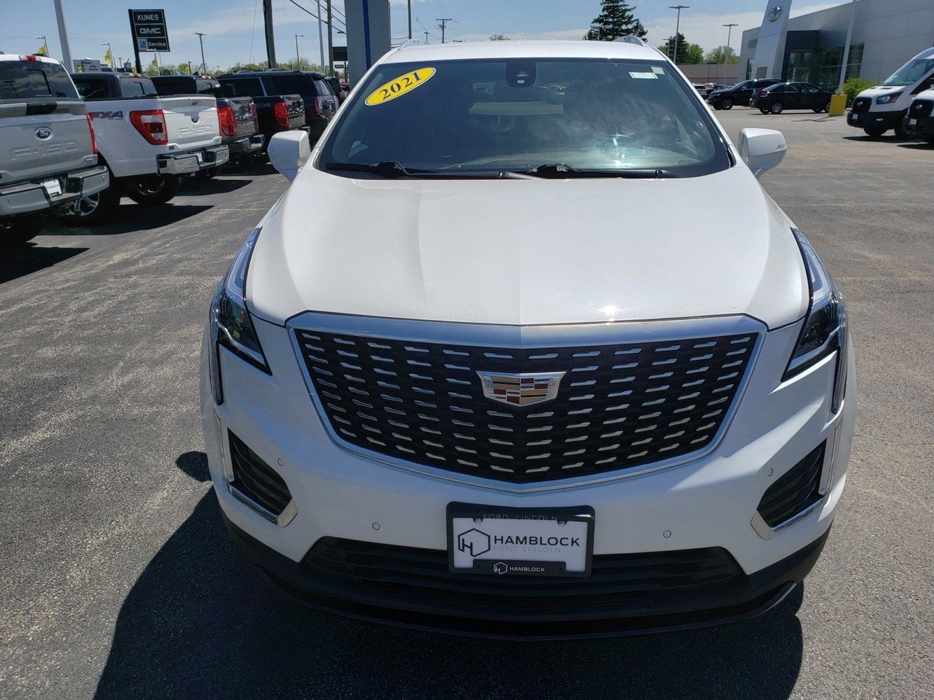 Used 2021 Cadillac XT5 Luxury with VIN 1GYKNBR44MZ127356 for sale in Burlington, VT