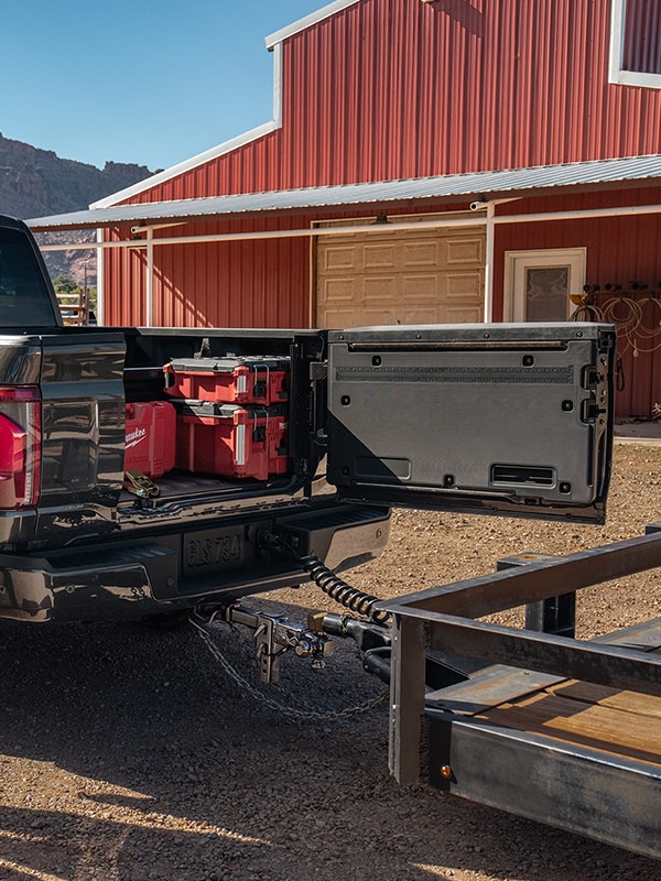 The open bed of an F-150® truck showing Pro Access Tailgate capabilities