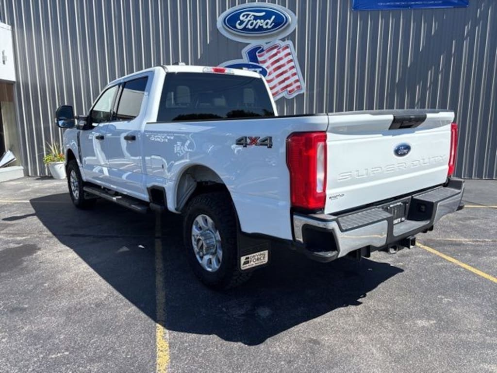 Used 2023 Ford F-250SD XLT Truck