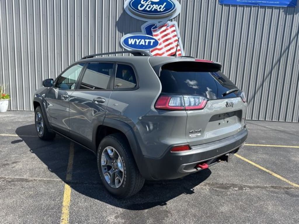 Used 2019 Jeep Cherokee Trailhawk SUV