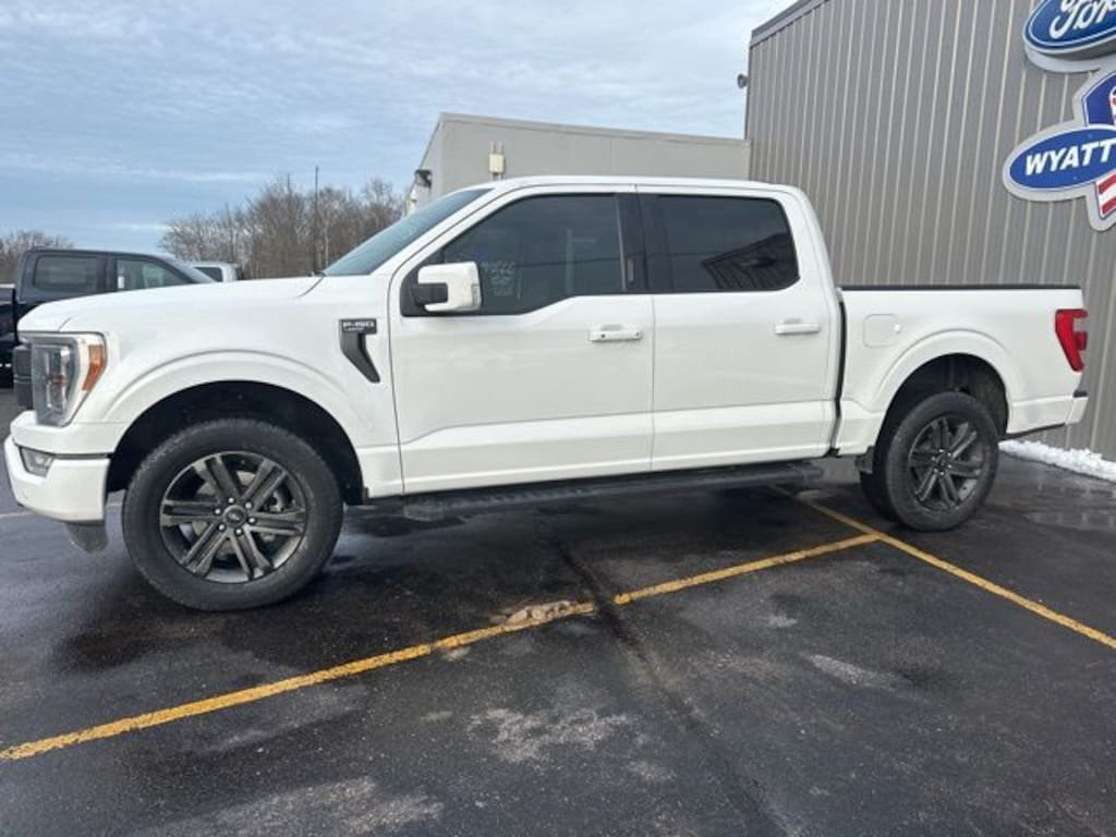 Used 2022 Ford F-150 Lariat Truck