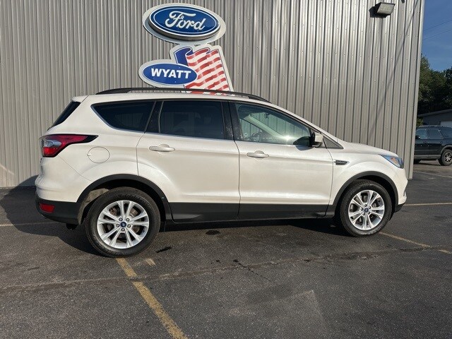 2018 Ford Escape SEL photo 3