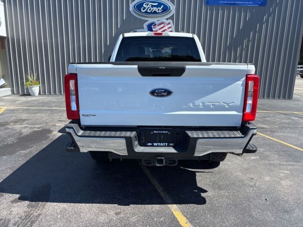 Used 2023 Ford F-250SD XLT Truck