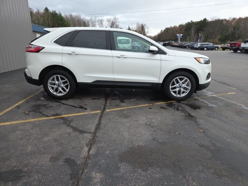Used 2022 Ford Edge SEL SUV