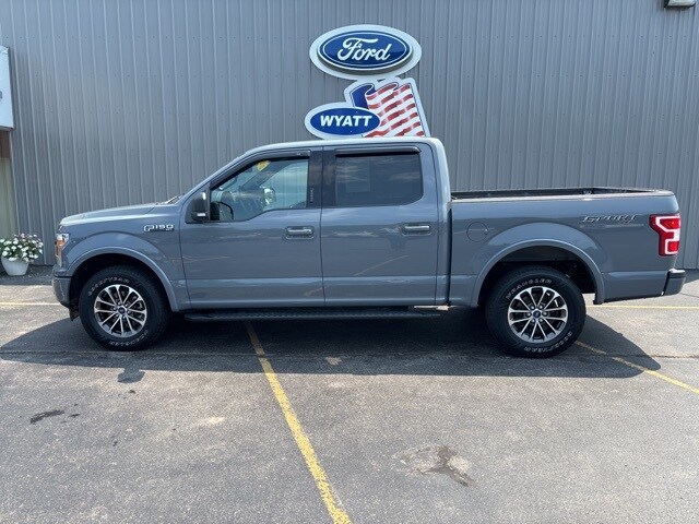 2020 Ford F-150 XLT photo 2