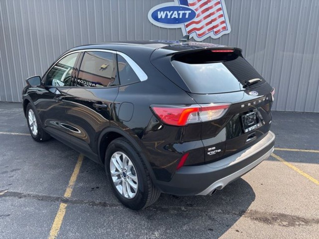 Used 2022 Ford Escape SE SUV