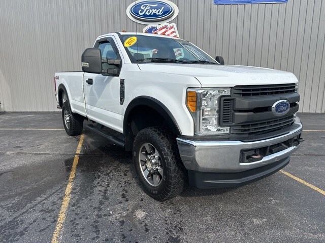 2017 Ford F-250 XL photo 3