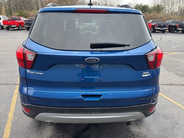 2019 Ford Escape SEL photo 4