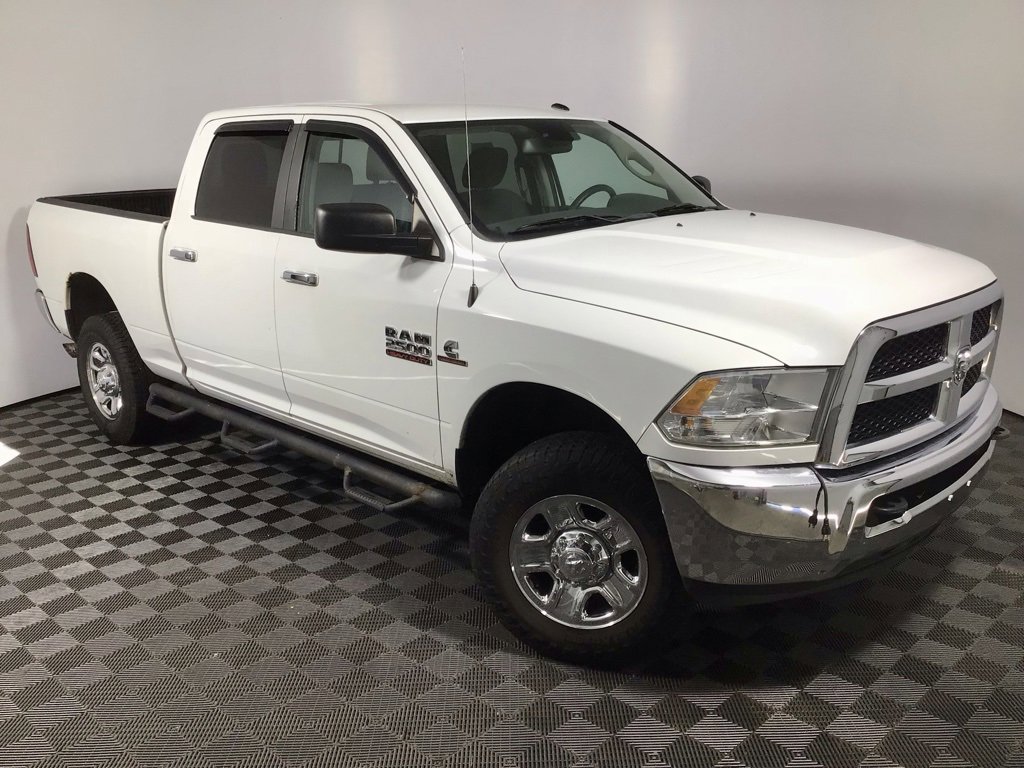 2016 Ram 2500 SLT photo 2