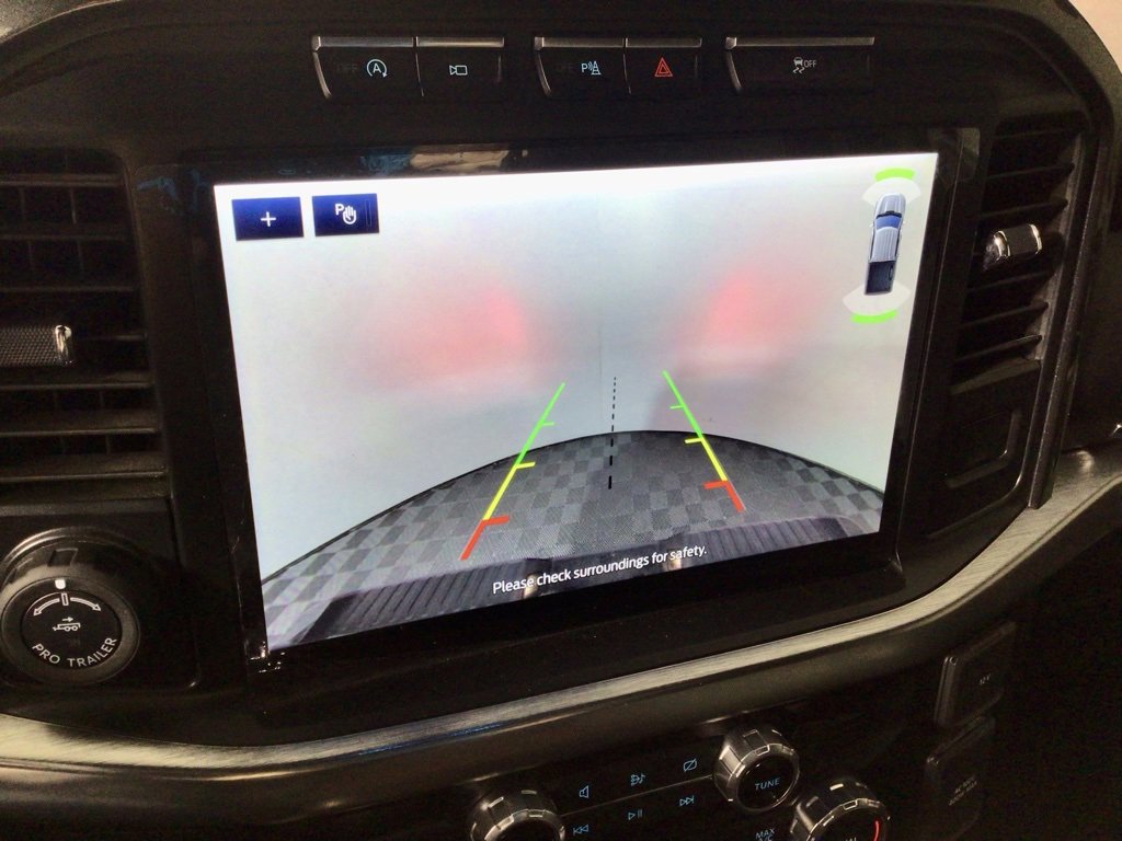 2023 Ford F-150 Lariat photo 2