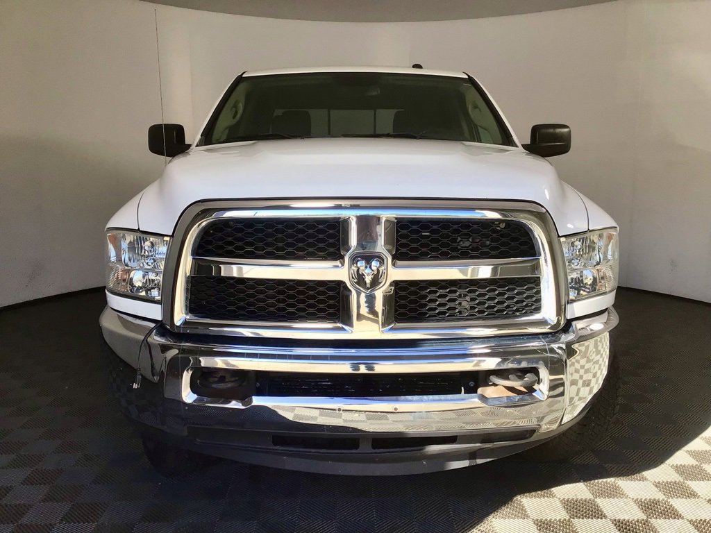 2016 Ram 2500 SLT photo 3