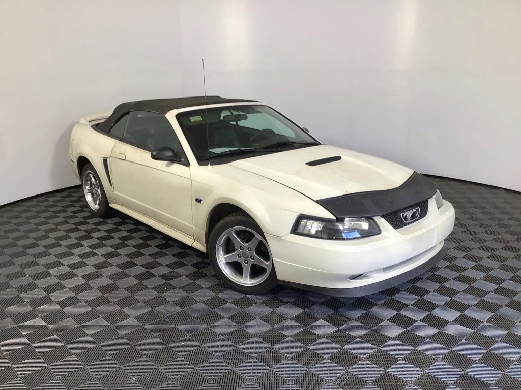 Used 2000 Ford Mustang GT Convertible