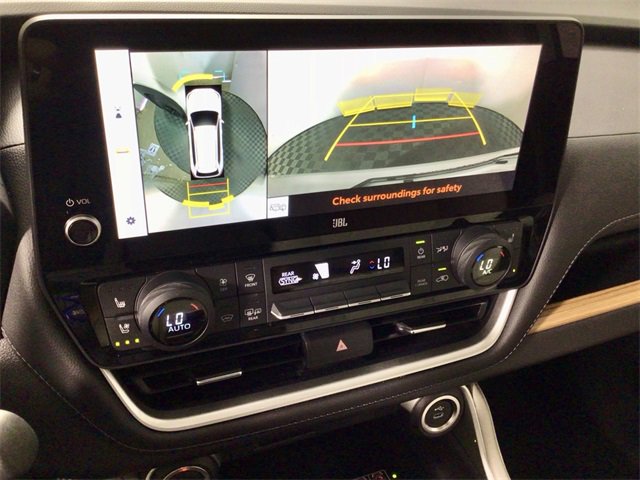 2024 Toyota Grand Highlander XLE Platinum photo 2